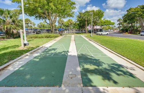 Coastal Marco Island Condo with Club Amenities! - Foto 30