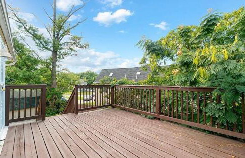 Private Upstairs Unit near Balt City John Hopkins - Foto 25