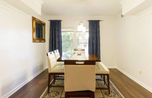 Relaxing Retreat with 55-Inch TV and Lake Views - Foto 34