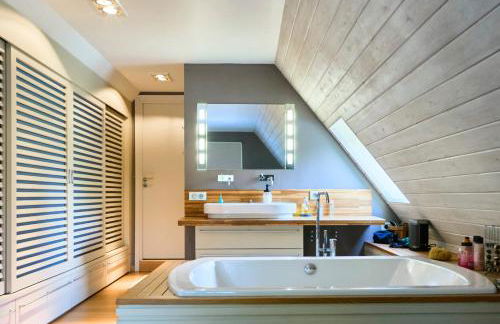 La Maison Du Lac avec Piscine- Les Demeures d'Adrien - Foto 44