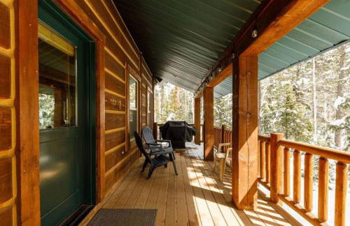 The Moccasin Lodge with Hot Tub and Fire Pit Escape - Foto 19