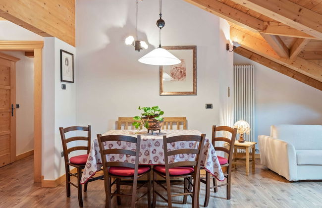 Belvilla by OYO Charming Apartment in Brez With TV - Foto 26