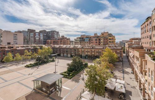 Central, Spacious Parking - Foto 23