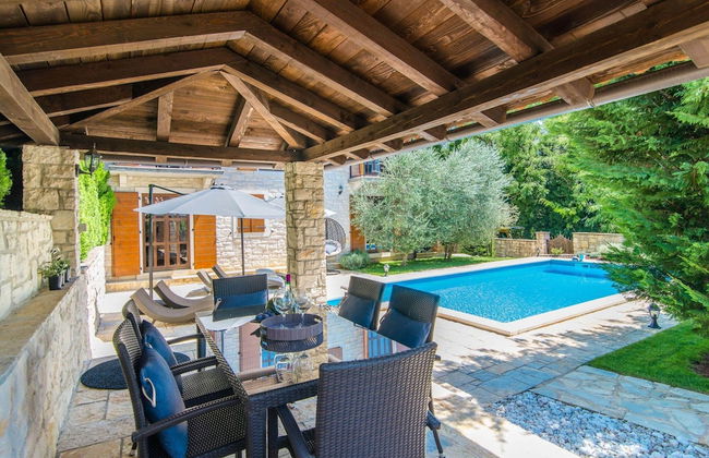 Villa in a Typical Istrian Rustical Style - Foto 14