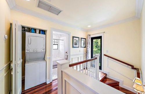 Palm Haven - Tropical Chic Home with Pool in Grandview Heights - Foto 16