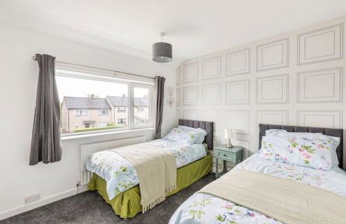 Lookout 5-Bed House in Darwen Blackburn BB1 Free Parking Roadside - Foto 13