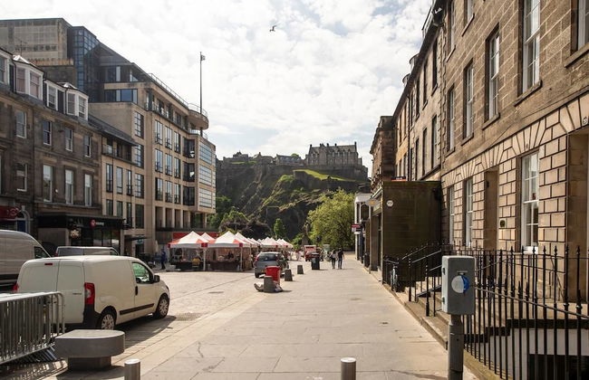 JOIVY Great Location - Lovely Rose St Apt in City Centre - Photo 18