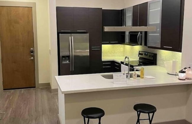 New-20p off-Uptown Love MPLS next to Fun - Foto 22