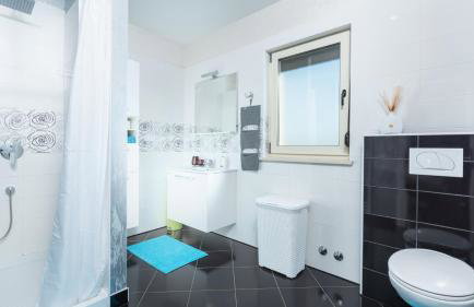 Beautiful Villa Sveta Anna with jacuzzi in Tinjan - Foto 30