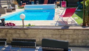 Maison avec piscine chauffée jacuzzi a1 heure paris 10 mn du centre ville - Photo 2