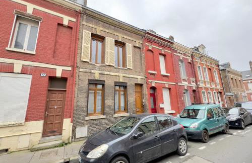 Maison 3ch - Cinéma - Game Room - Parking - Gare - Foto 37