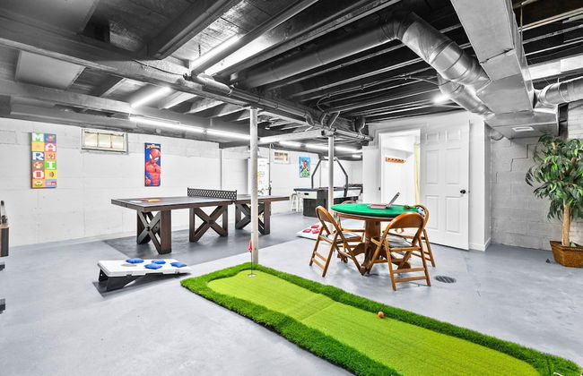 The Waterfront - Waterslide Game Room Sleeps 26 - Foto 61