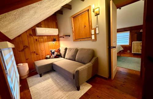 Lakefront Cabin with Hot Tub, Views & Fireplace - Foto 22