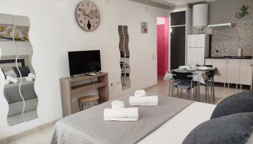 Agradable apartamento en el centro de Roses - Foto 4, stove