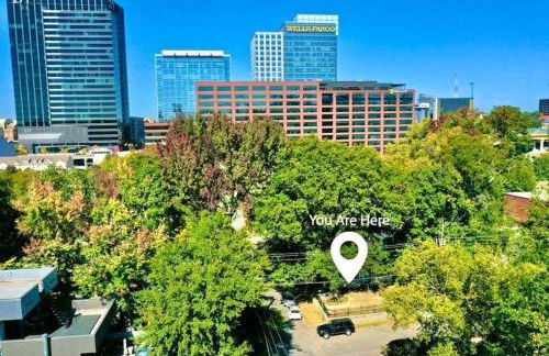 Midtown Gem Walk to Attractions - Foto 20