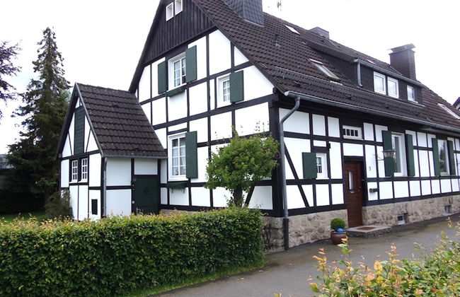 Cosy Holiday Home in Monschau With Garden - Foto 1