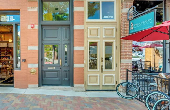 New! Modern Scandinavian Loft in Old Town Square - Photo 36