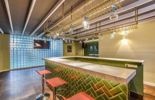 Luxe Experience Toledo * Pool * BBQ * Billar - Foto 41