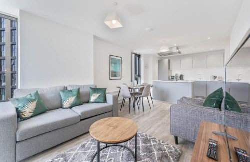 Stunning 2 Bed Apartment in Central Birmingham - Photo 6