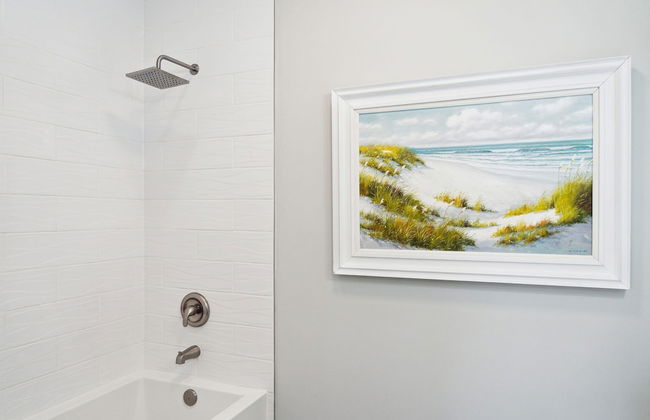 Oceanfront w Pool Panoramic Deck Views 5bdr Folly Ocean Breeze by Avantstay - Foto 26