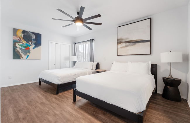 5BR Relaxation Haven Hot Tub Pool Table Fun M - Foto 13