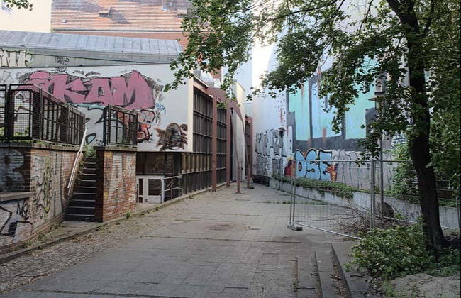 Alternative Berlin Tour - Photo 2