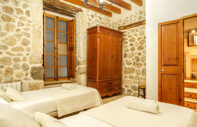 Sa Bisbal - Photo 20