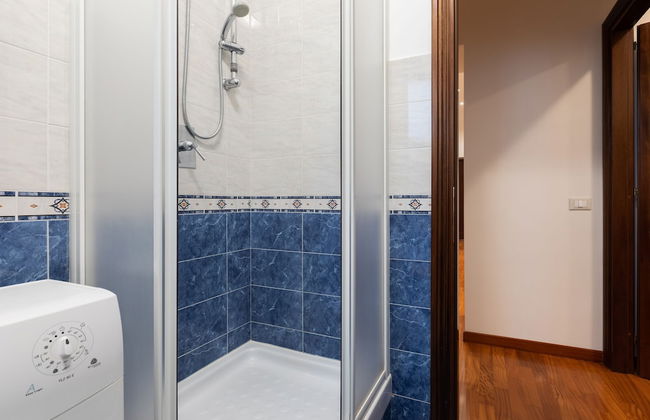 Elegant Salandra Suite - Photo 22