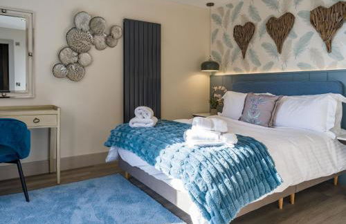 Arran Shores Luxury Shorefront Penthouse Suite 10 - Photo 2