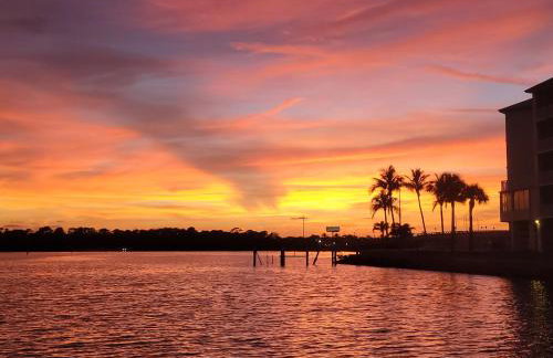 Breathtaking Waterview Condo! - Foto 77