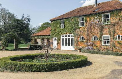 Stylish Coach House Retreat - Foto 26