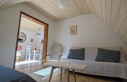 Centre Village - 50m2 Rénové Vue montagne avec Balcon plein Sud - Foto 8