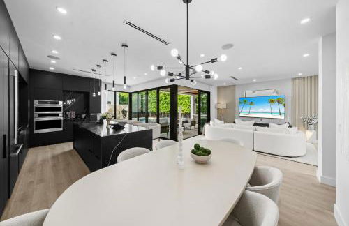 Modern Zen Oasis in Design District Sleeps 16 - Foto 19