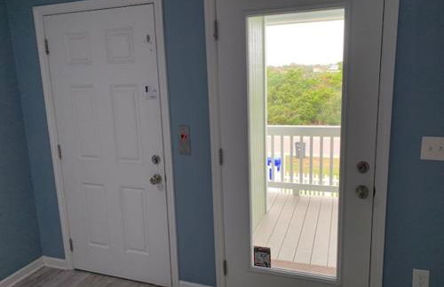 Donovan's Out of the Blue - Foto 9