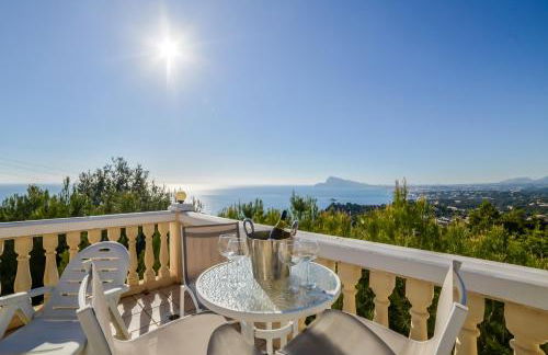 Villa AltaVista with Sea View in Altea Hills - Photo 5
