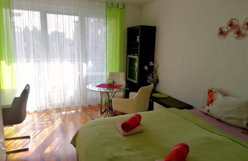 Apartman Zelena Oaza-SelfCheckIns parking free - Photo 1