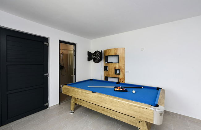 Villa Iris - Photo 1