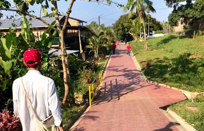 Visita di una maloca indigena di Puerto Nariño in barca - Foto 1