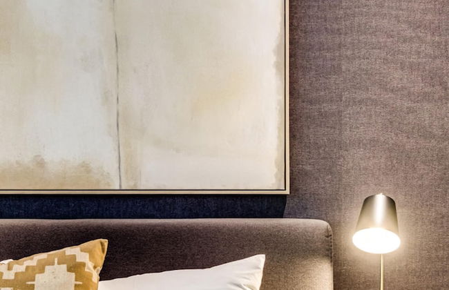 Urban Chic Apartment Close to Waterfront Warwick - Photo 30