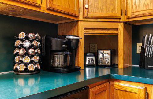 Enola Trail Getaway - bikes, rural, BBQ ,King bed, patio - Foto 11