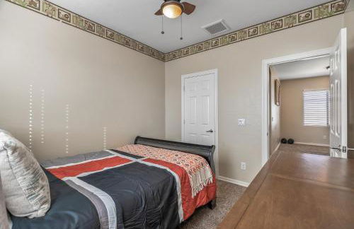 Entire Home in Surprise Downtown, Arizona - Foto 25