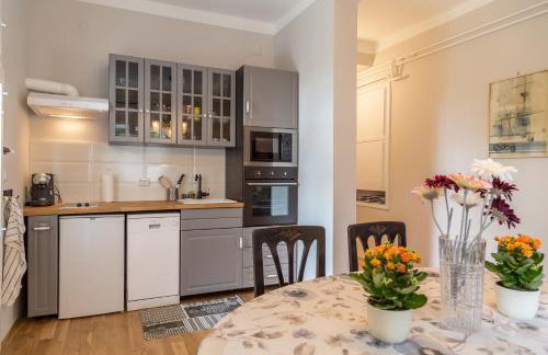 Apartment 7 - Photo 20