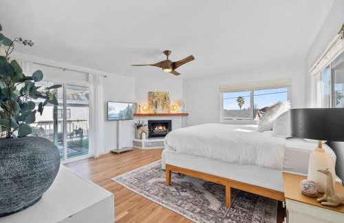 Luxe OB Home, Walk to Beach, Sauna, and Backyard - Photo 21