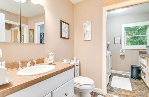 Cozy Hideaway with Grill, 17 Mi to Asheville - Foto 24