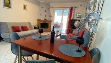 DeVal • Kiveri apartment • - Photo 3