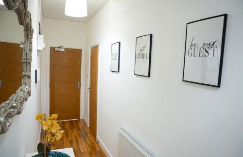 Spacious, Well-Equipped Apartment With Parking - Foto 18