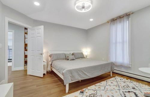 Spacious Central 4BR, Ski & Bike - Photo 2