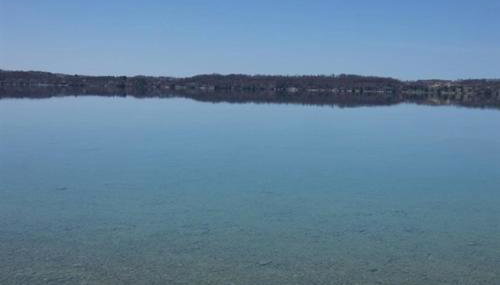 Cottage on Torch Lake - Foto 4
