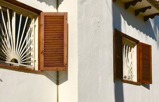 2-bed Apartment 10 min Drive to the Beach! - Foto 31