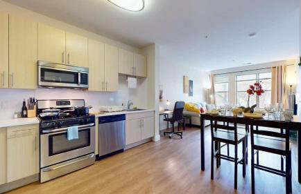 Modern Comforts Free Gym Access - Foto 34